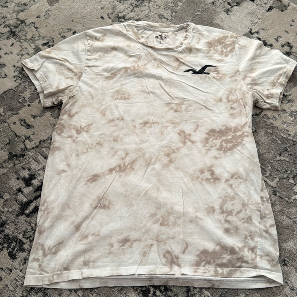 Hollister Men’s  tie die T shirt- medium